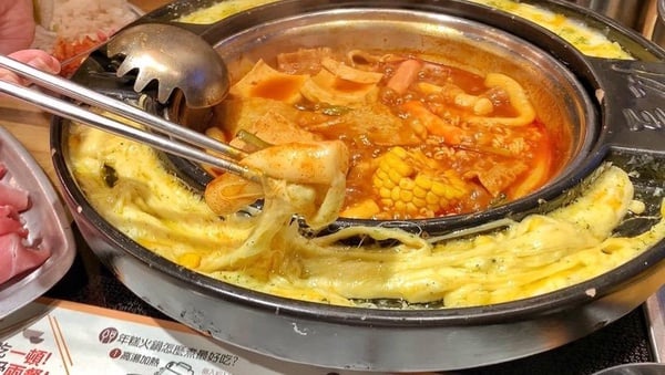 韓國人氣年糕火鍋「兩餐」5折開吃！