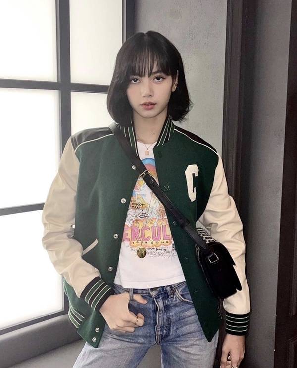 CELINE TRIOMPHE CANVAS WHITE 小牛皮圓盒包，NT.85,000