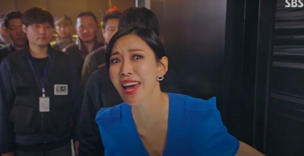 《Penthouse上流戰爭2》反派搞笑片段1：書真的腳演技！我們家丹泰xi最善良了！
