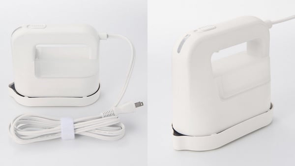 又一質感系家電！日本無印良品推出「迷你熨斗」，純白造型＋輕巧尺寸使用超方便！
