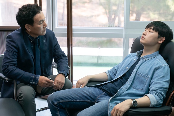 韓國恐怖電影《催魂頻率》即將上映！《德魯納酒店》「可愛惡鬼」李大衛也參演！