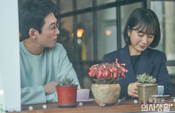 《金師傅3》要來了？2021韓劇續集資訊，《上流戰爭3》月底開拍&amp;《機醫2》兩CP都發糖？