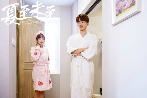6對「沒吻戲」卻讓人覺得是真愛的CP！《夏至未至》顏值CP紅過官配，3部耽改靠眼神開車