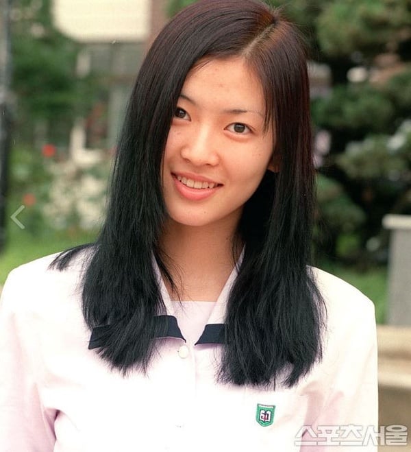 徐睿知舊照被酸整容？韓劇10女星舊照，《文森佐》全汝彬沒變，金素妍&老公連舊照都配