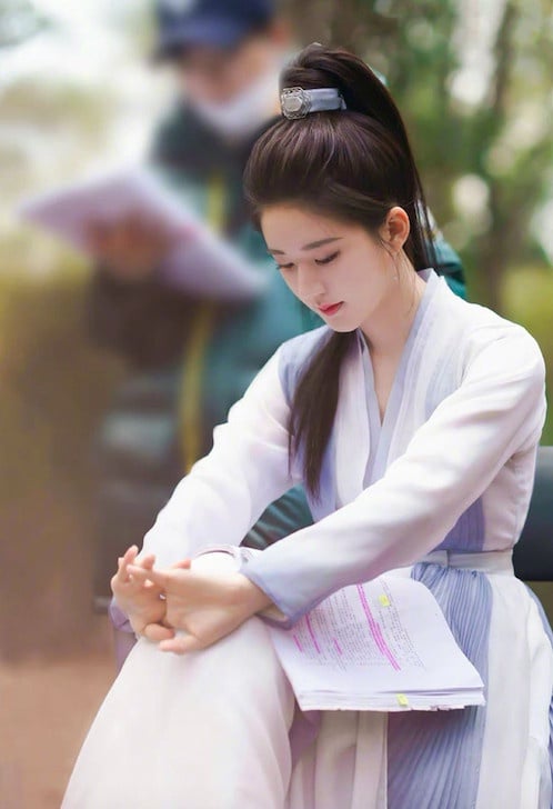 女星「古裝高馬尾」造型2:趙露思 飾演《且試天下》白風夕/惜雲公主