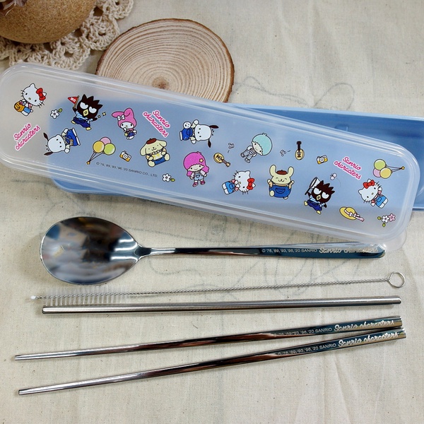 Hello Kitty粉絲注意！全家「三麗鷗野餐周邊商品」預購，20款Kitty商品一次收！
