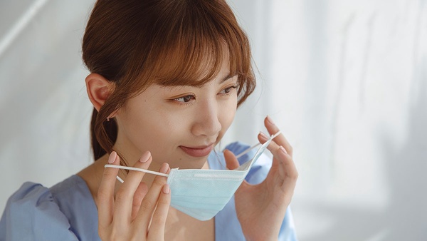 保母級芳療精油用法教程！超完整「精油棒」使用大全，隨身帶隨時滾一滾變更美