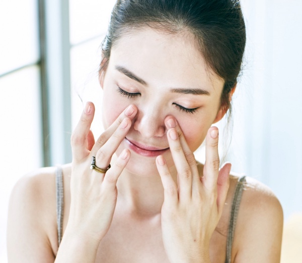 進階乳液用法推薦:卸妝油+乳液 → 刺激不再,就像安全氣囊