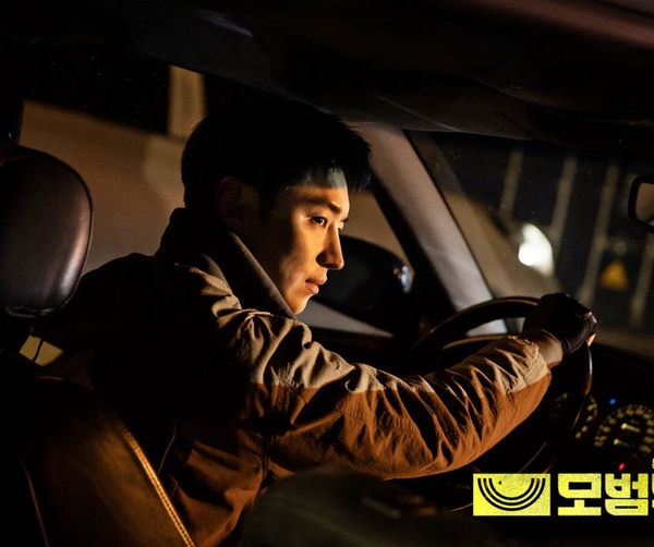 韓劇背後的真實案件！《模範計程車》改編「趙斗淳事件」惹議，《Mouse》原案件太殘忍
