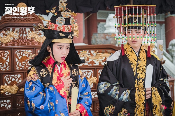 話題韓劇爆紅公式!人氣、口碑神劇都有這些關鍵,《愛的迫降》、《哲仁皇后》都上榜