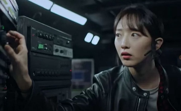 換角後更成功的韓劇！《模範計程車》表藝珍演技KO李娜恩，玄彬、李昇基、徐睿知都傳過要演這部