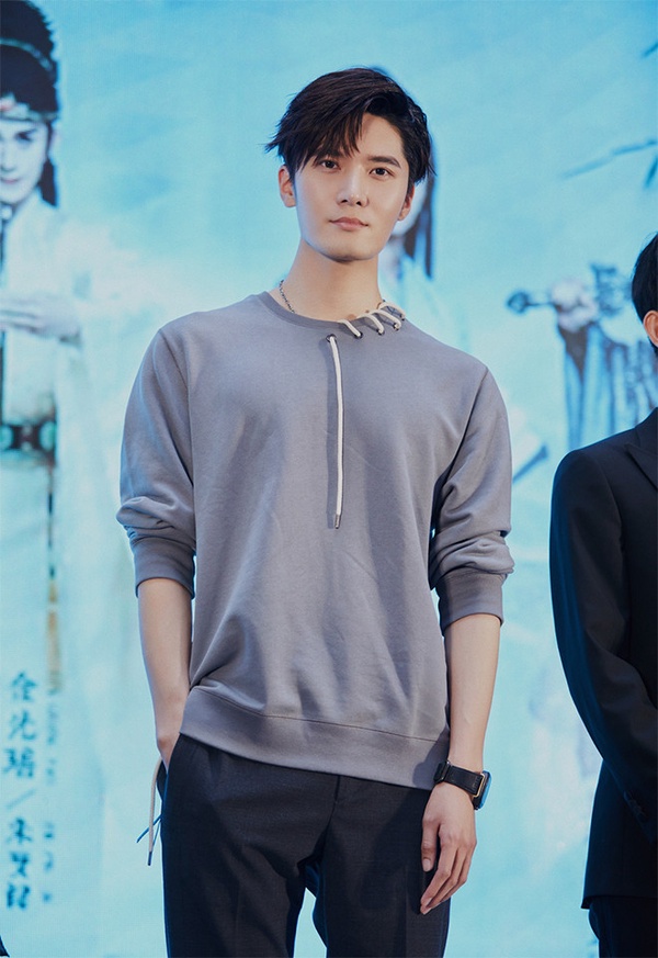 古裝劇《長歌行》配角古裝vs時裝4：劉海寬 飾演 司徒郎郎