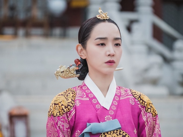 2021韓星古裝／時裝對比！俞利、金裕貞韓服古裝簡直美成仙，金所泫、權娜拉好可惜