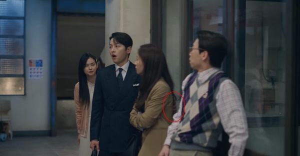 《文森佐》阿佐偷攬住車瑛?隱藏高甜劇情,阿佐首集&18集態度差超多,文件盒藏玄機?