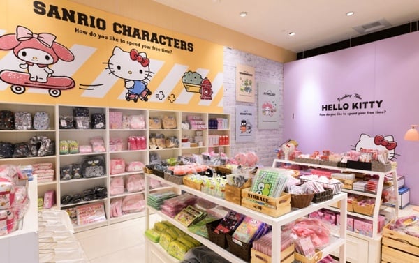 Hello Kitty粉注意！「三麗鷗快閃店」進駐高雄夢時代四大亮點，逾百款限量周邊等你拿