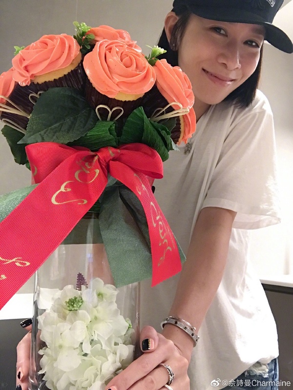 佘詩曼美貌10年不變！45歲佘詩曼保養秘訣，甜點炸物免忌口，養成無痕肌膚＆少女體態