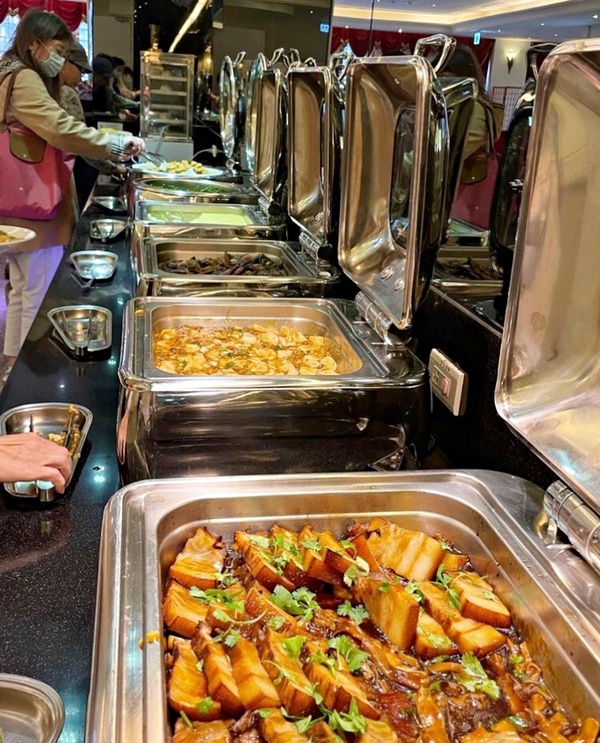 2021台北平價吃到飽餐廳推薦:台北城大飯店 Taipei City Hotel 輕Buffet,平日午餐NT.160