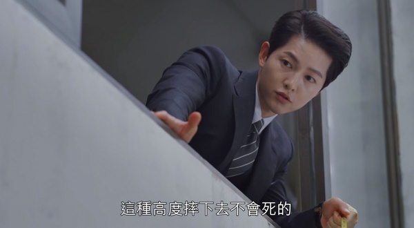 《文森佐》製作方賺179億破紀錄！宋仲基高帥名場面，槍戰浴血超燃&這幕沒打戲卻被推爆