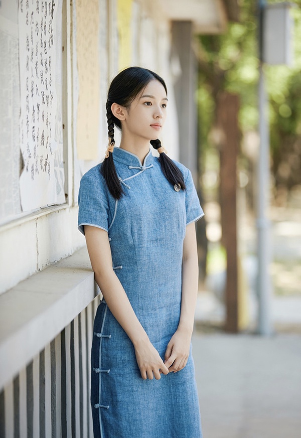 陸劇女星「民國風麻花辮造型」2：周也