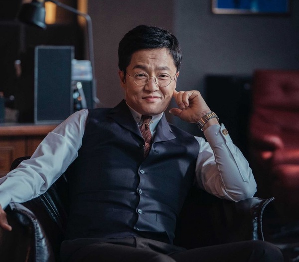 《黑道律師文森佐》深度劇評解析！阿佐3次轉變很關鍵？我們追捧文森佐，其實是件很悲傷的事？