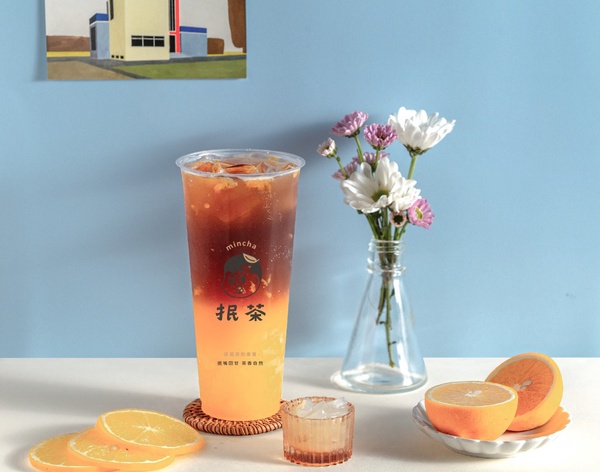 1元喝奶茶！抿茶min cha插旗中山，必喝推薦TOP5都在這！首推「鴛鴦浴凍奶」！