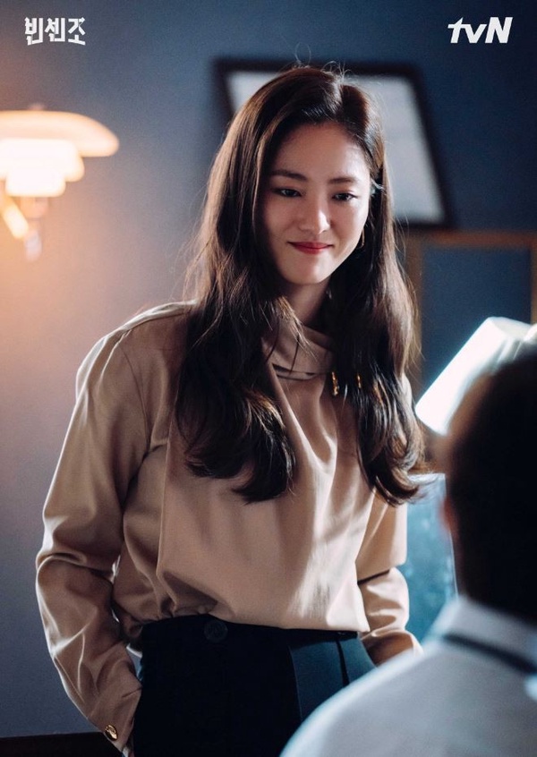 《黑道律師文森佐》演員近況！宋仲基有望演《財閥家小兒子》？他搭完玄彬宋仲基，下部搭金秀賢