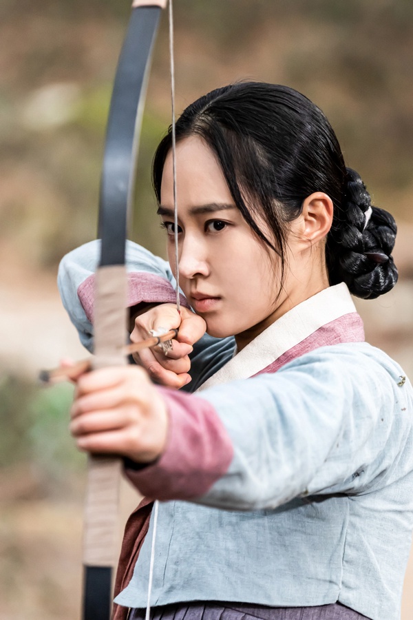 2021近期開播韓劇評價4：《打包袱－盜取命運》丁一宇、權俞利 被劇名耽誤的好劇
