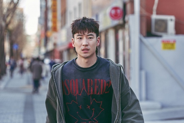 《我是遺物整理師》李帝勳演技網哭爆！Netflix暖心催淚韓劇推薦，《如蝶翩翩》餘韻超強，最後2部看完沒人不哭