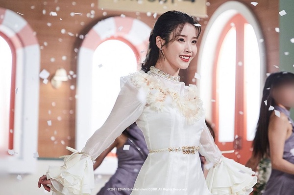 網議最不想聽到他閃婚的韓星！孔劉狂被提名，IU、朴寶劍閃婚網會心碎，網對玄彬最矛盾