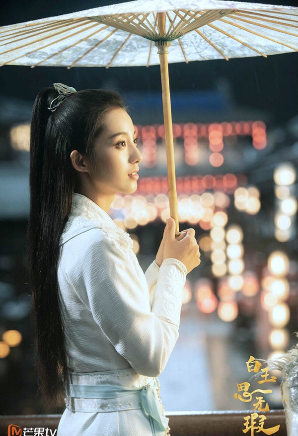 憑「甜寵陸劇」爆火的女星7:萬鵬 代表作《人不彪悍枉少年》