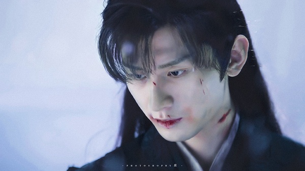 10位古裝美男「戰損妝」！肖戰《陳情令》滿臉瘀青一樣帥，成毅《琉璃》吐血是家常便飯