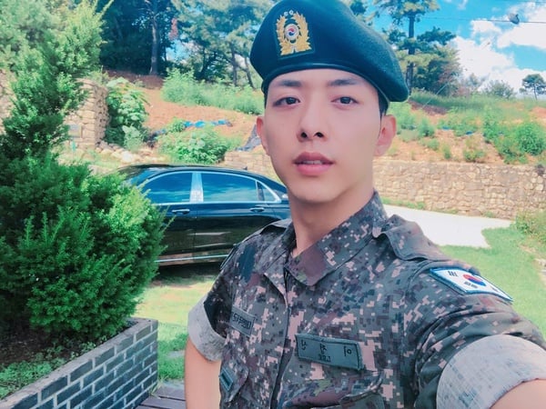 網熱議韓星超帥從軍入伍照！玄彬、玉澤演軍照超Man，李東海軍照非粉絲都在存！