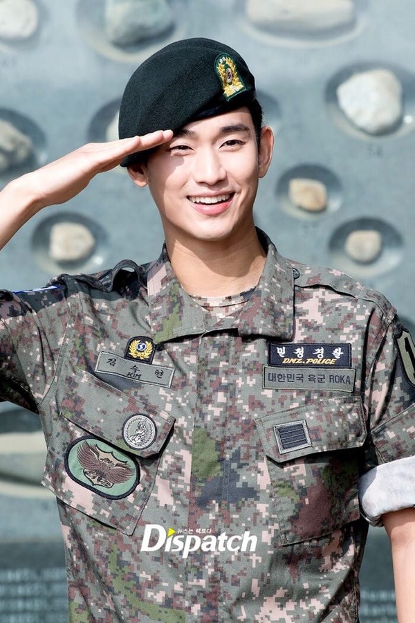 網熱議韓星超帥從軍入伍照！玄彬、玉澤演軍照超Man，李東海軍照非粉絲都在存！