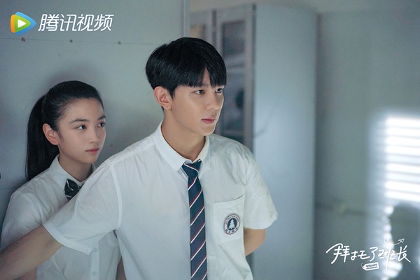 2021青春陸劇9位「校園男神」！胡一天少年感強，《我和我的時光少年》男主男配都超帥