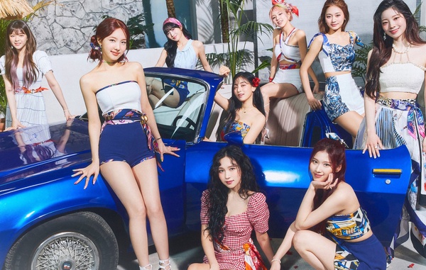 Twice 愛馬仕絲巾綁髮掀熱潮！同場加映6款「精品髪飾」，花小錢就能輕鬆Get韓星同款