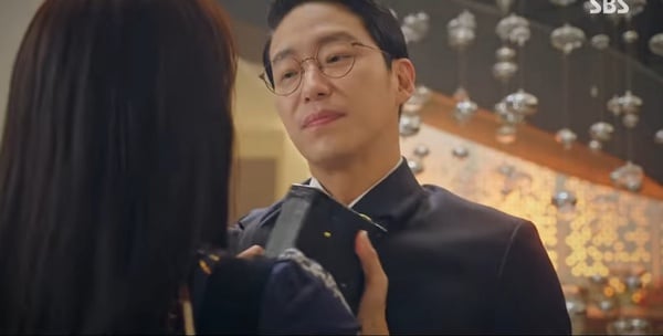 《Penthouse上流戰爭3》首播收視爆高網卻狂罵？秀蓮&amp;吳允熙聯手好傻眼？碩勳羅娜差點初吻被剪光