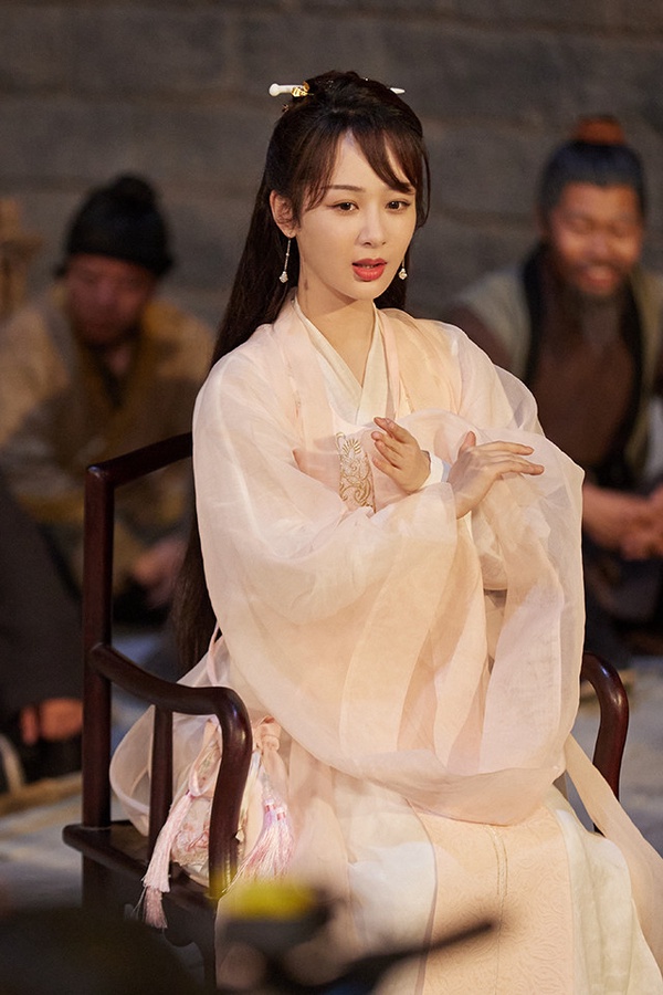 2021上半年「陸劇女星網路熱度榜」TOP 3：楊紫