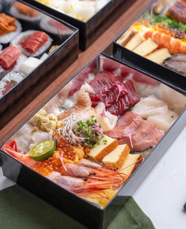 9折吃饗饗、旭集！5間「浮誇系餐盒」外送外帶優惠，在家大啖日本A5和牛、奢華海鮮丼
