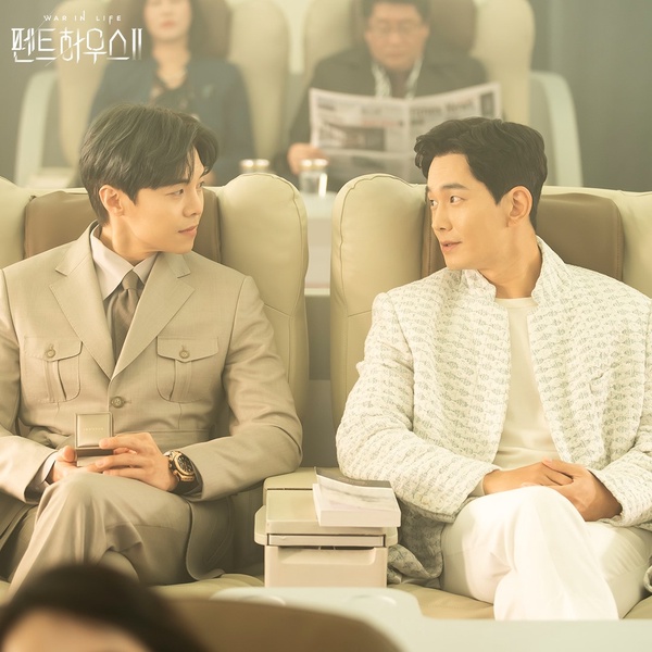 演狗血劇爆紅的韓劇演員！不只《上流戰爭》金素妍，她爆紅成「資源最好」的20代女星！