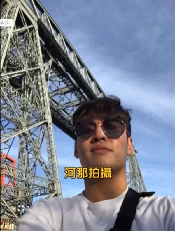 韓劇男星拍照習慣！池珍熙大叔自拍有秘密？朴敘俊在吸取智商？車銀優對鼻孔迷之執著！