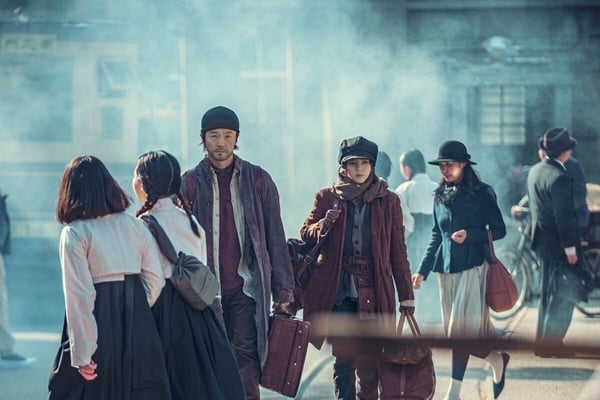 《京城怪物》劇情+角色介紹！Netflix 年末強檔韓劇，韓韶禧&amp;amp;amp;amp;amp;朴敘俊神級組合引期待！