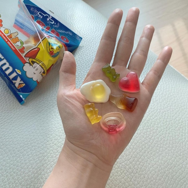 小熊軟糖「STARMIX星際綜合版」熱賣中！戒指軟糖少女必收，還有荷包蛋、可樂糖巨可愛