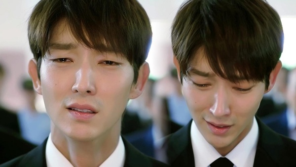 《遠看是蔚藍的春天》朴志訓哭戲太美！韓劇男星絕美落淚瞬間，玄彬、李鍾碩讓人好心疼