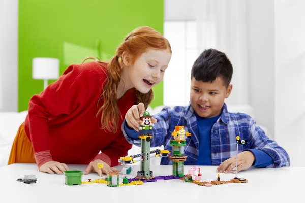 LEGO「路易吉互動人偶」全新登場！樂高瑪利歐雙人模式上線，四款瑪利歐擴充盒組也必收