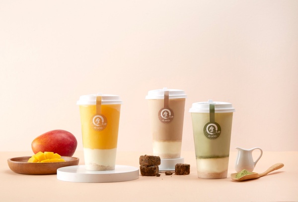 手搖杯版「生乳酪蛋糕」新上市!抹茶、愛文芒果、黑糖三種口味,外送滿額7折優惠