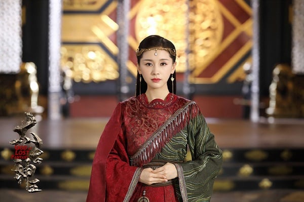 古裝被嫌醜的陸劇女星7:王子文《太古神王》