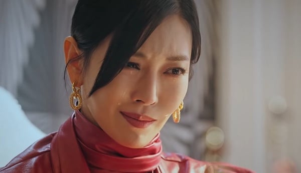 《上流戰爭3》超瞎劇情！吳允熙肉身擋車如浩克，現實中秀蓮遇愛嬌，機率僅1兆分之一？
