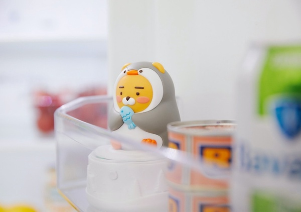 KakaoFriends「萊恩冰箱除臭機」上市！萊恩化身超萌企鵝戰士，方便迅速除臭又節能～