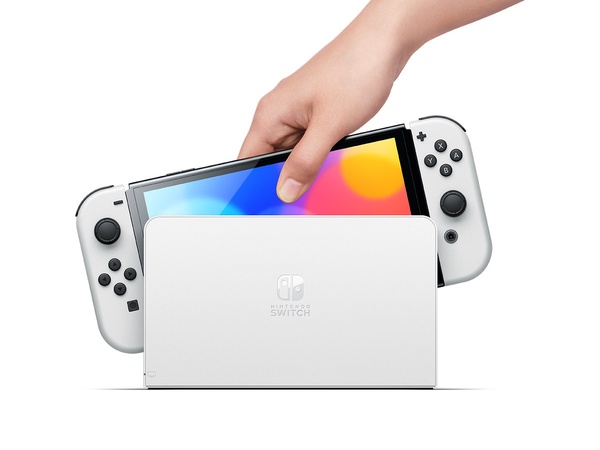 任天堂新推出「白色Switch主機」！絕美白色主機太有質感，新型7吋OLED螢幕功能再升級