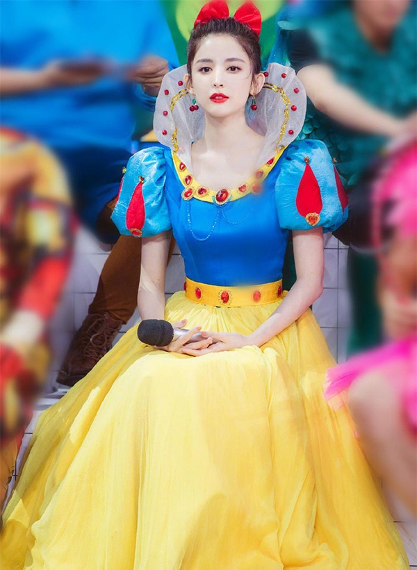 9位陸劇女星Cosplay造型！楊紫扮迪士尼白雪公主萌翻，迪麗熱巴版的Elsa有點奇怪
